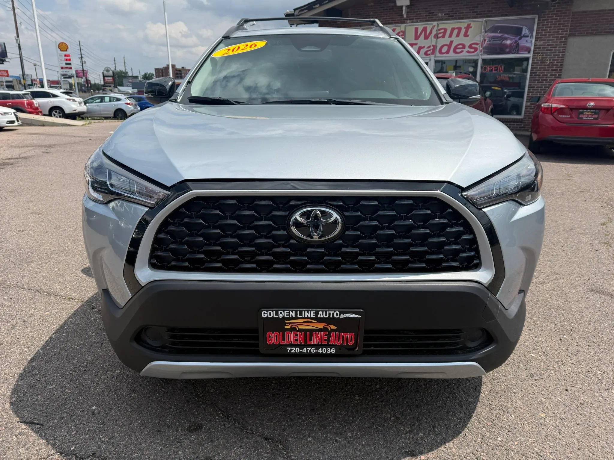 Used 2026 Toyota Corolla Cross LE FWD image 3