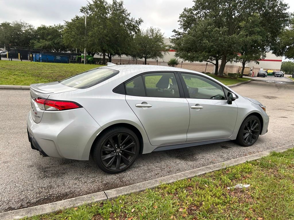 Used 2024 Toyota Corolla SE FWD image 6