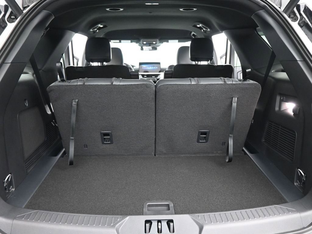 New 2026 Ford Explorer ST-Line image 23