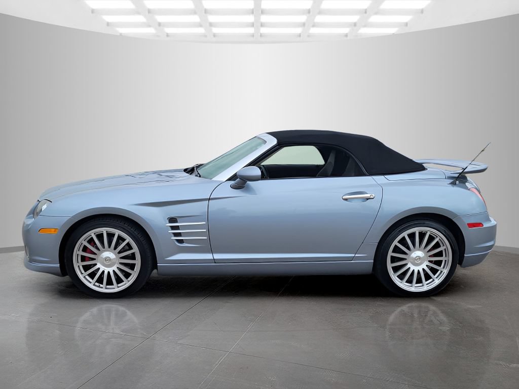 Used 2005 Chrysler Crossfire SRT-6 RWD image 2