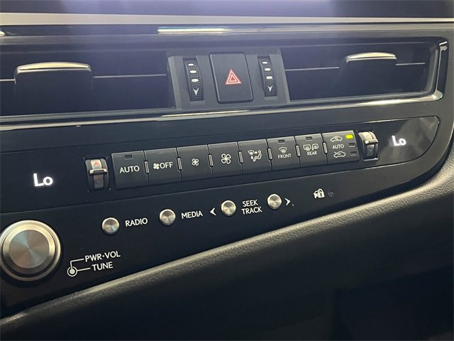 Certified 2024 Lexus ES 350 w/ Accessory Package (Z2) image 20
