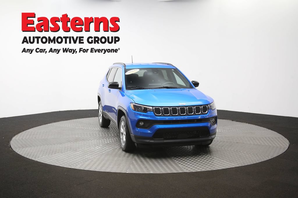 Used 2024 Jeep Compass Latitude AWD/4WD image 49