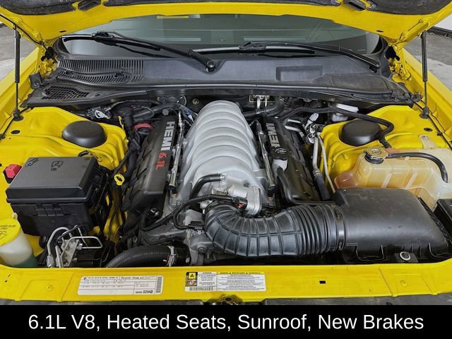 Used 2010 Dodge Challenger SRT8 w/ Special Edition Group image 30