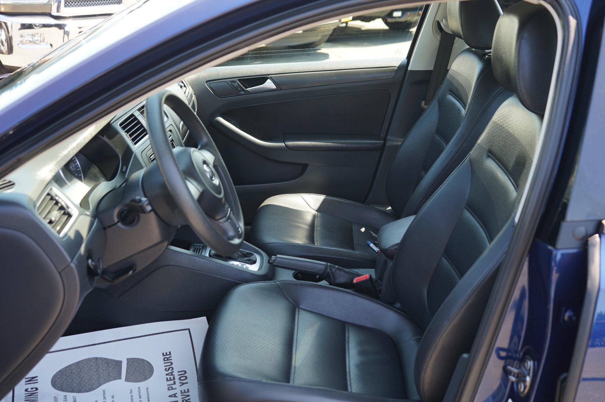 Used 2014 Volkswagen Jetta SE FWD image 14