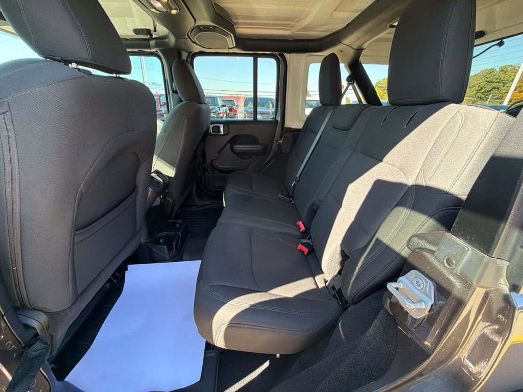 Used 2019 Jeep Wrangler Unlimited Sport S AWD/4WD image 24