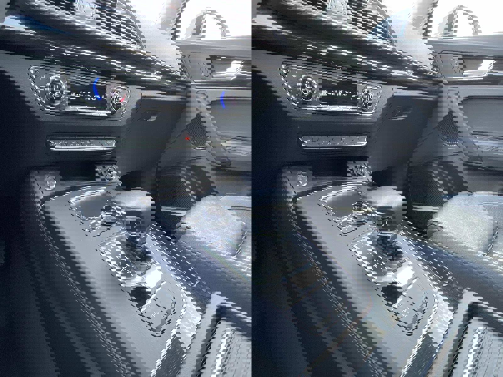 Used 2020 Audi Q5 e Prestige w/ Prestige Package image 30