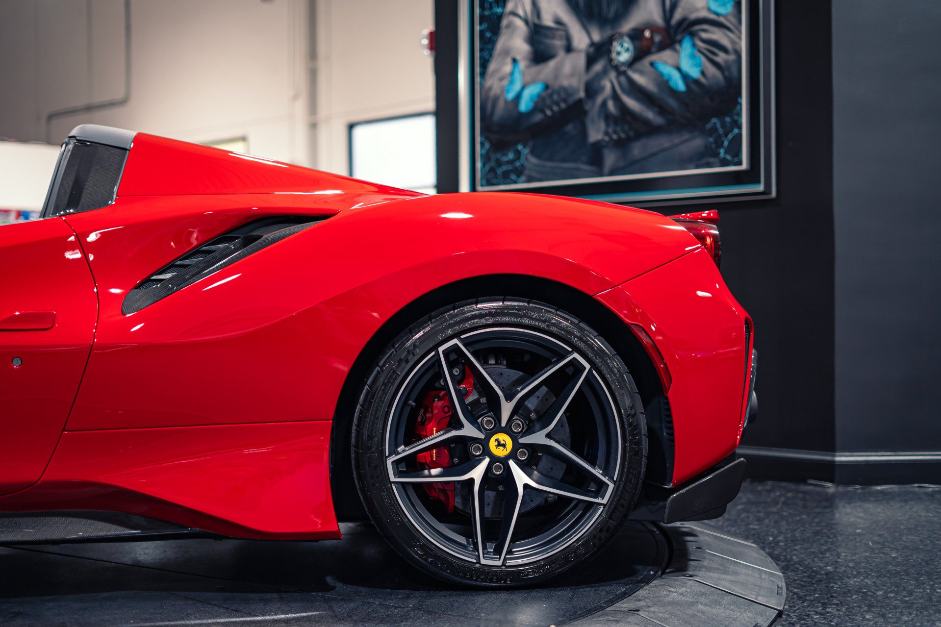 Used 2020 Ferrari 488 Pista Spider RWD image 30