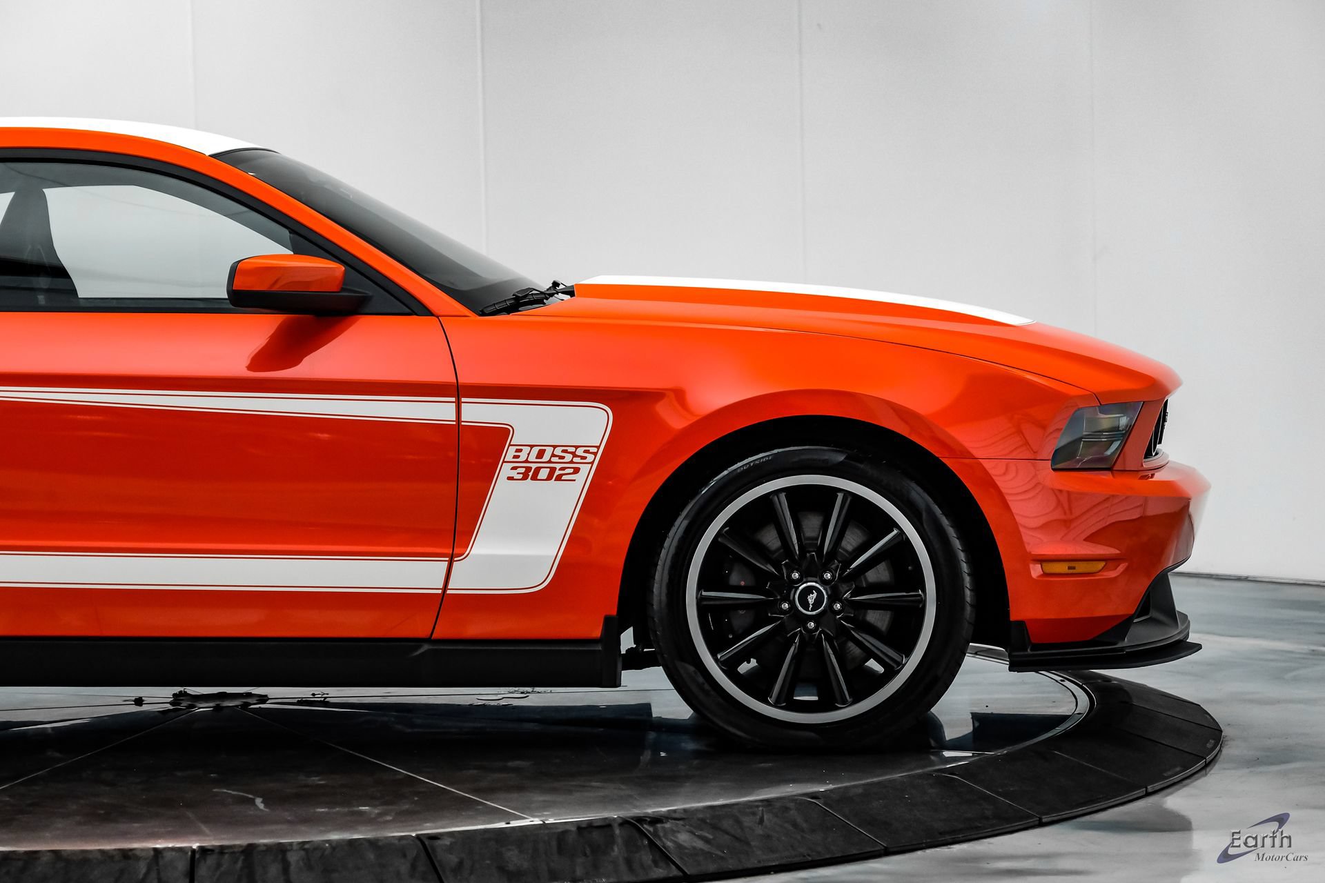 Used 2012 Ford Mustang Boss 302 w/ Boss 302 Accessory Pkg RWD image 21