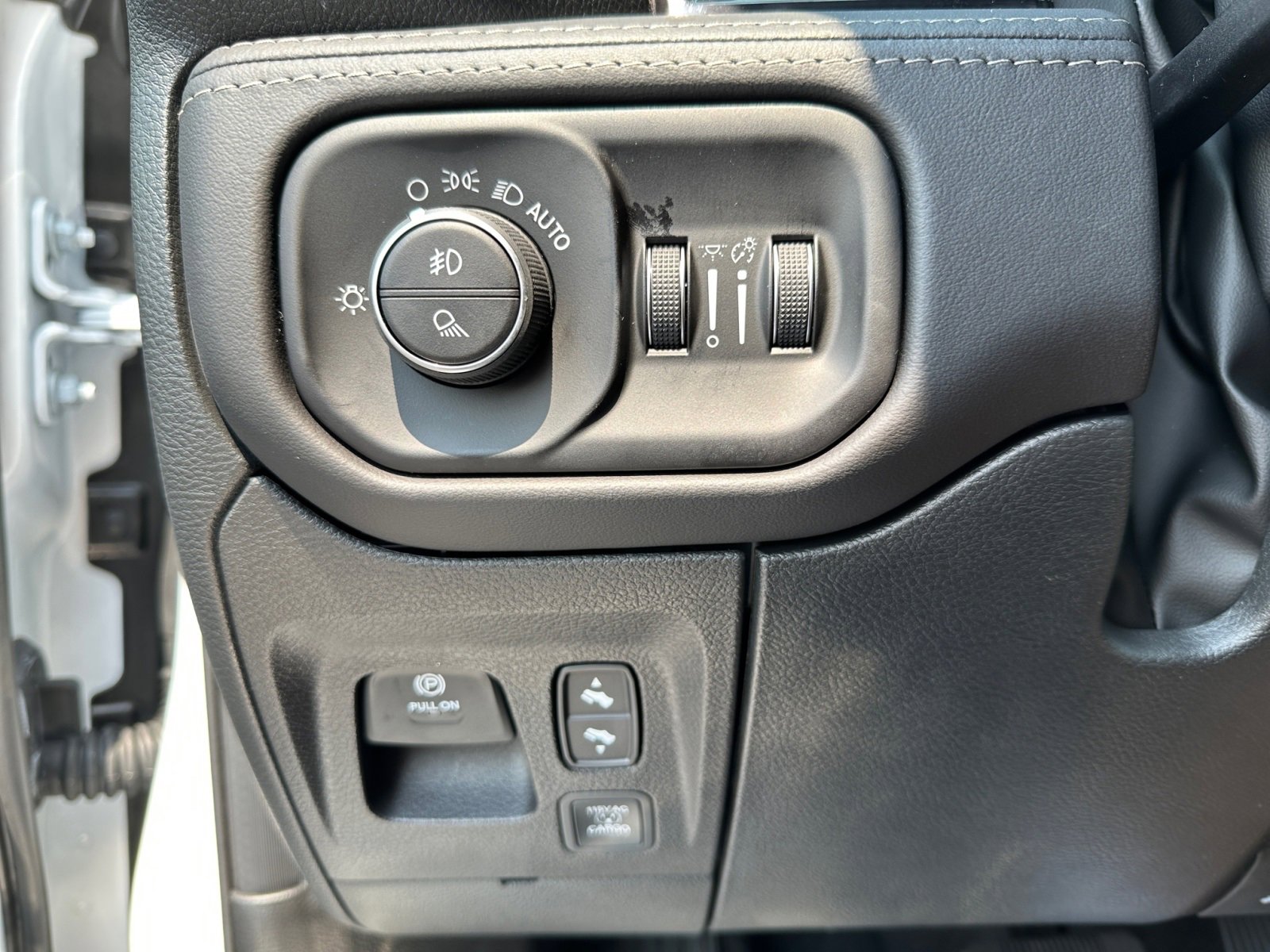 New 2026 RAM 1500 Limited image 19