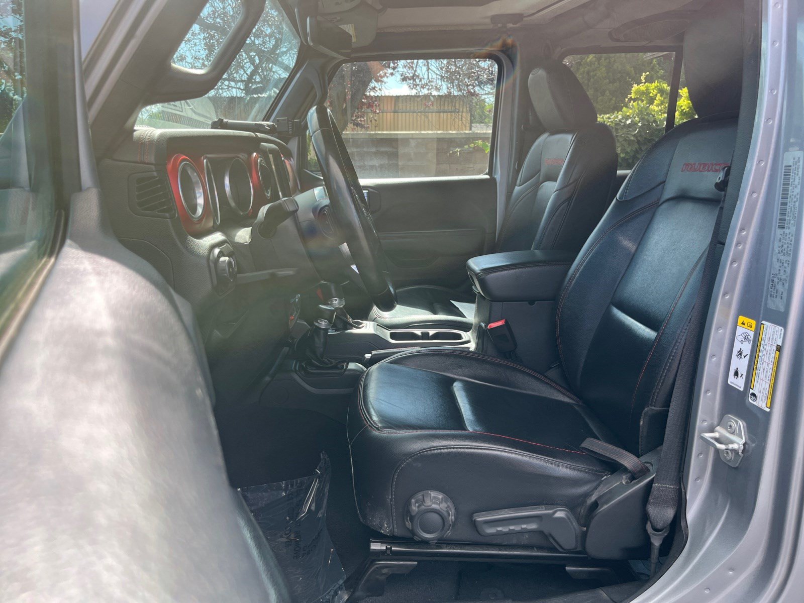 Used 2018 Jeep Wrangler Unlimited Rubicon AWD/4WD image 11