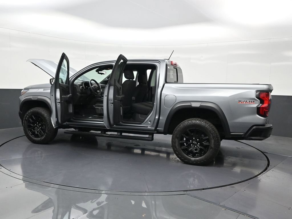 Used 2025 Chevrolet Colorado Trail Boss image 34