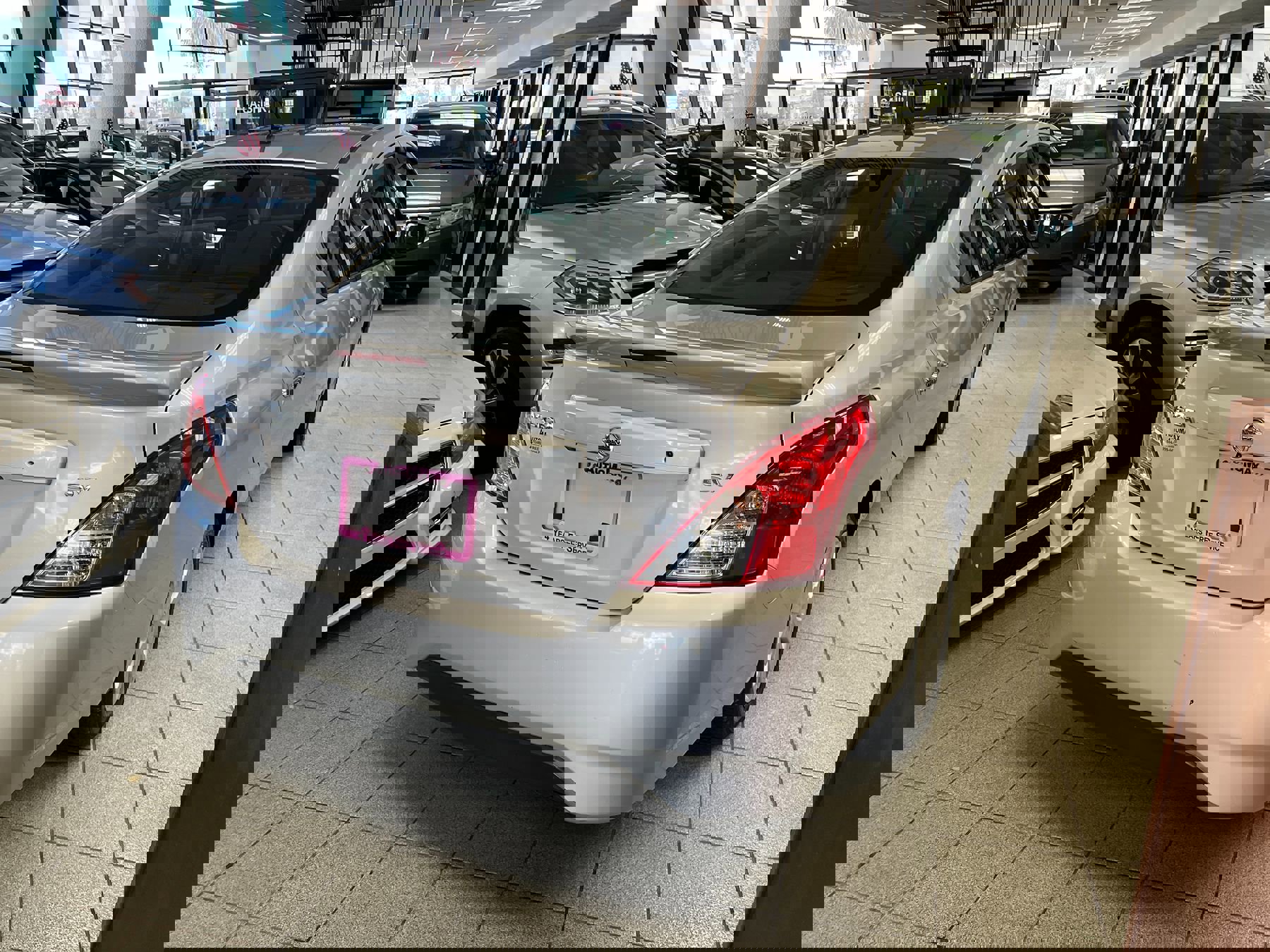 Used 2019 Nissan Versa SV image 6