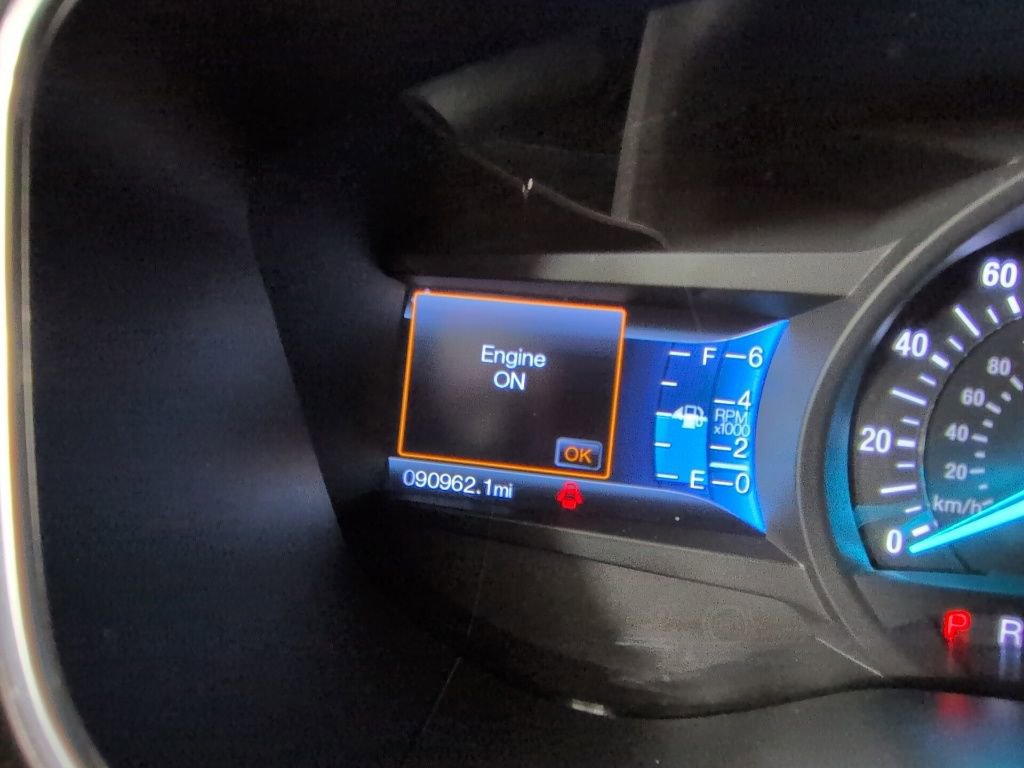 Used 2015 Ford Fusion SE w/ Equipment Group 202A FWD image 21