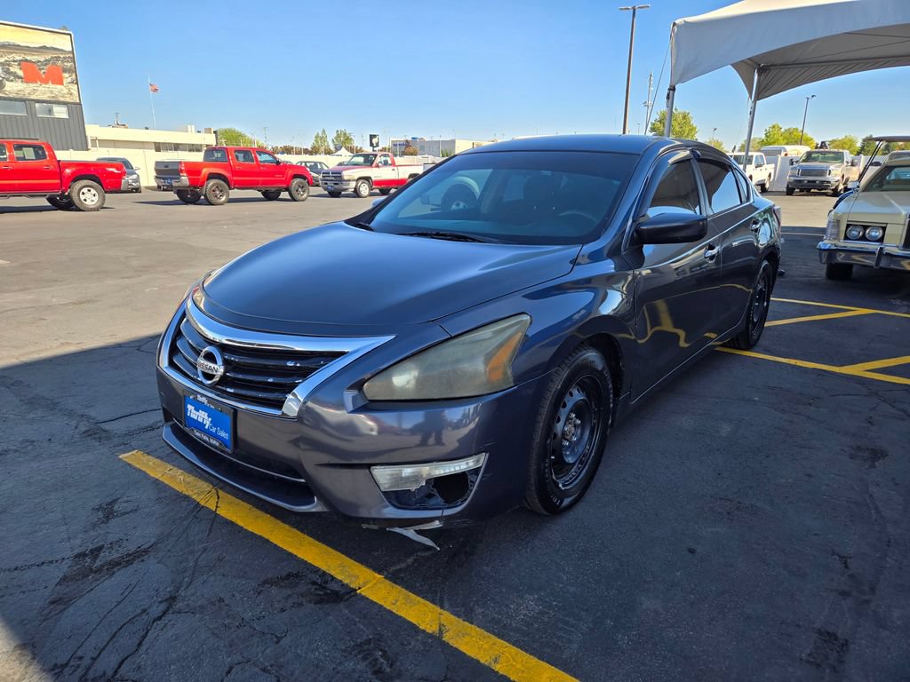 Used 2013 Nissan Altima 2.5 S FWD image 7