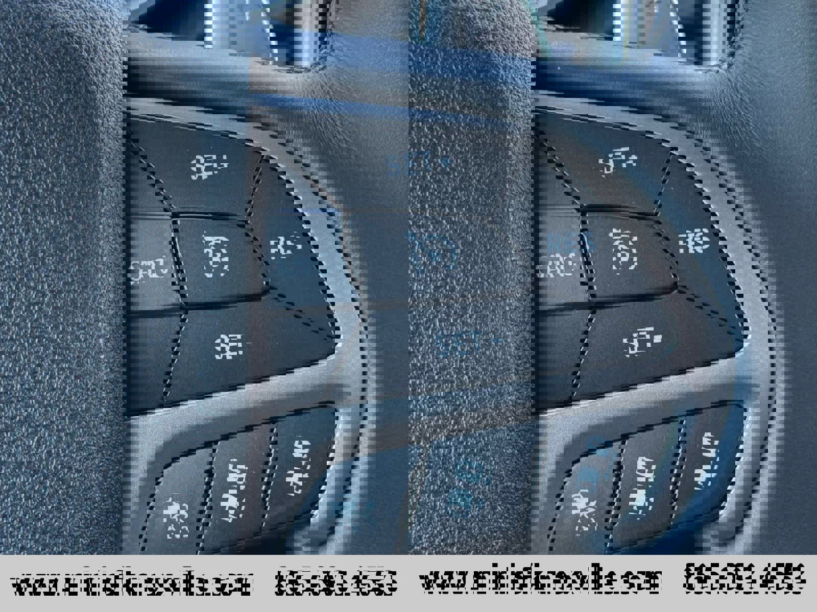 Used 2017 Jeep Grand Cherokee Summit w/ Platinum Series Group image 19