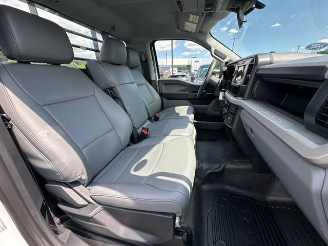 New 2026 Ford F550 4x4 Regular Cab Super Duty image 20