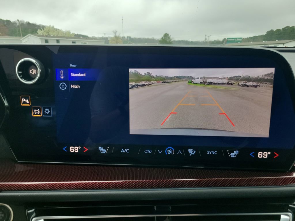 Used 2025 Chevrolet Traverse Z71 w/ LPO, Floor Liner Package image 20