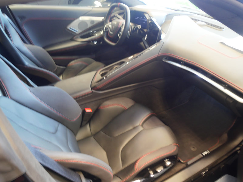 Used 2023 Chevrolet Corvette Stingray Premium Cpe w/ Z51 Performance Package RWD image 12
