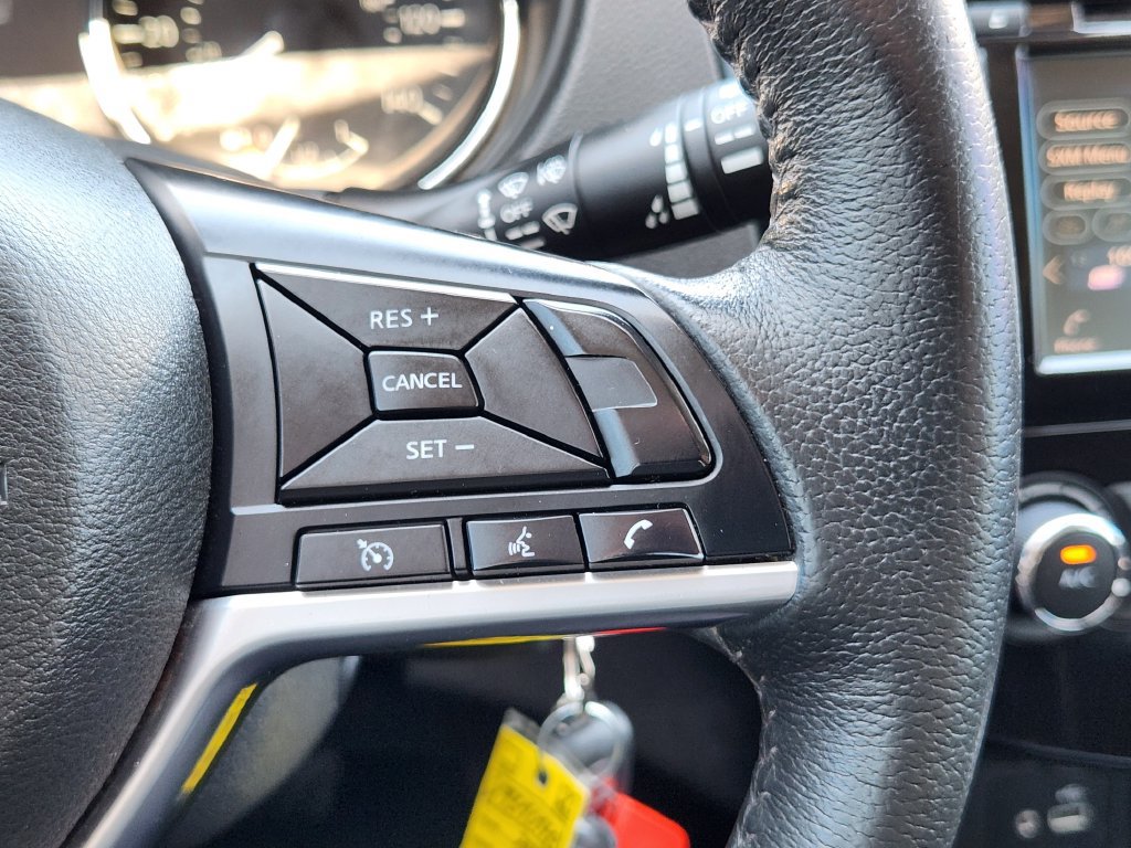 Used 2019 Nissan Rogue S w/ Special Edition Package FWD image 31