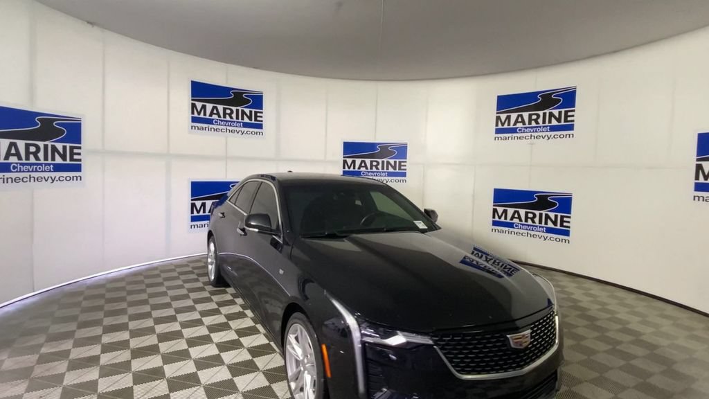 Used 2023 Cadillac CT4 Luxury w/ Cold Weather Package RWD image 4