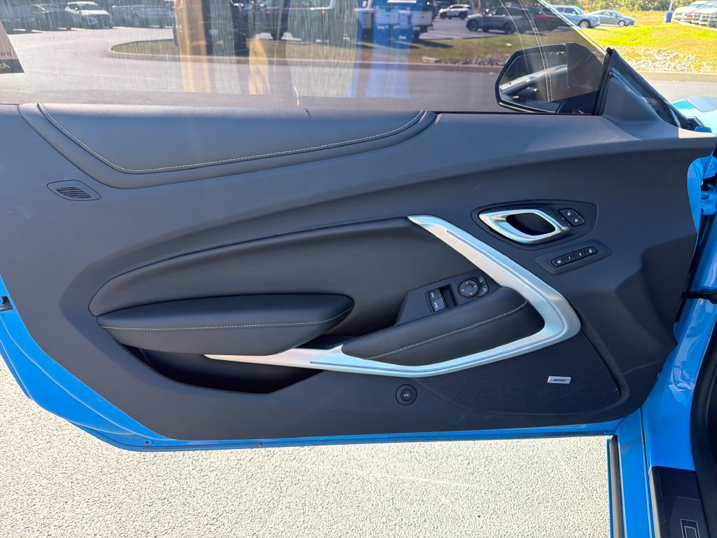 Used 2023 Chevrolet Camaro SS RWD image 12