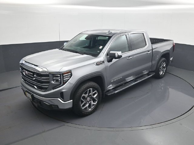 Used 2023 GMC Sierra 1500 SLT w/ SLT Premium Package AWD/4WD image 13