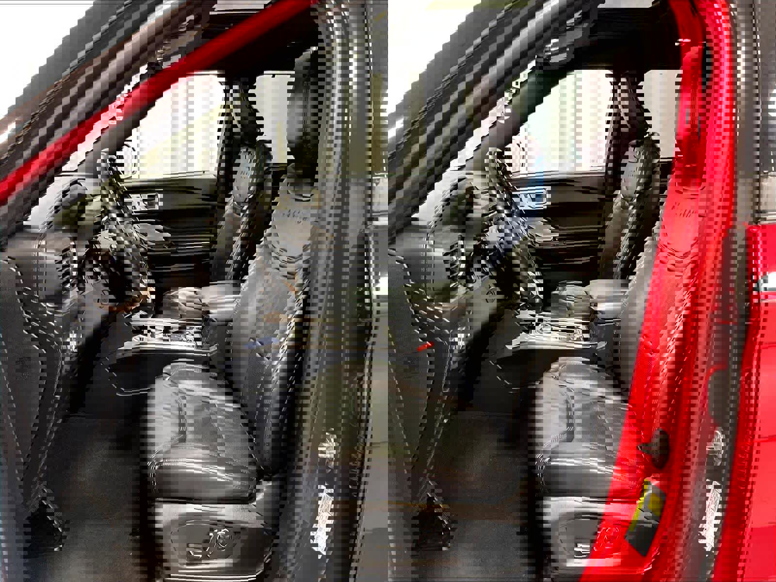 Used 2020 Ford Explorer Platinum w/ Premium Technology Package image 10