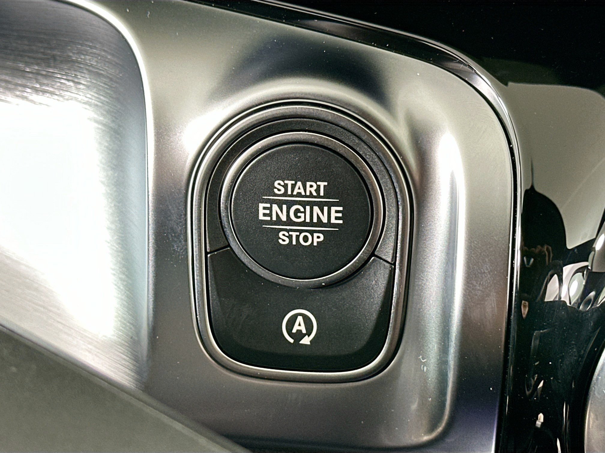Used 2026 Mercedes-Benz GLB 250 4MATIC image 16
