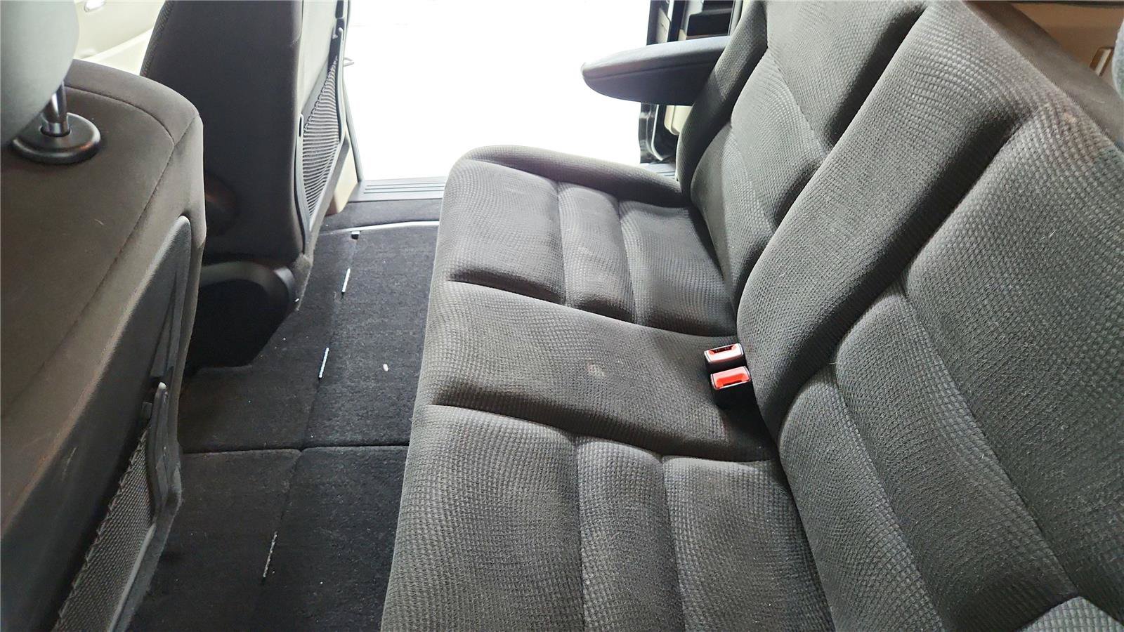 Used 2020 Dodge Grand Caravan SE FWD image 14