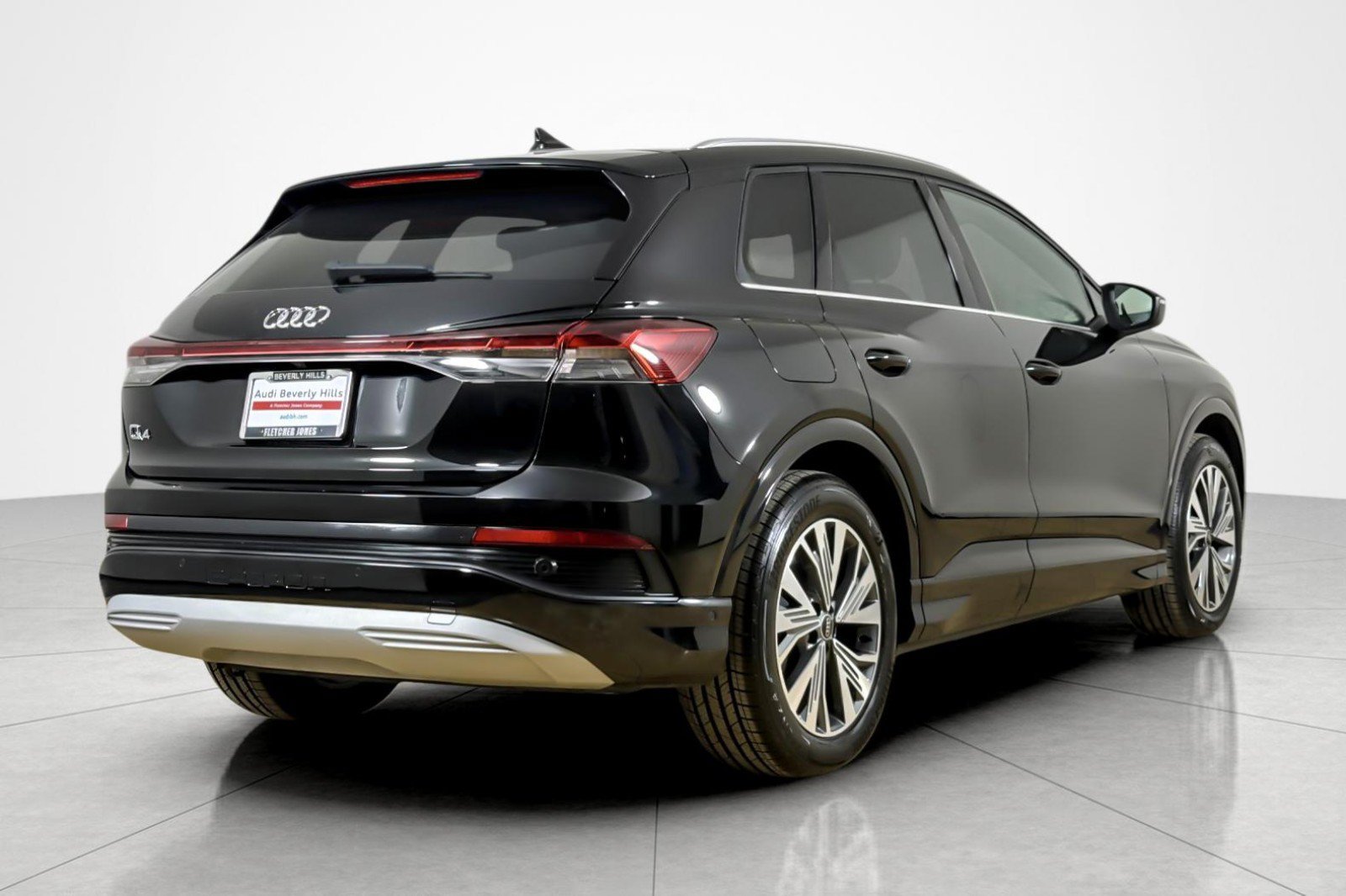Certified 2023 Audi Q4 e-tron Premium w/ Premium Plus RWD image 5