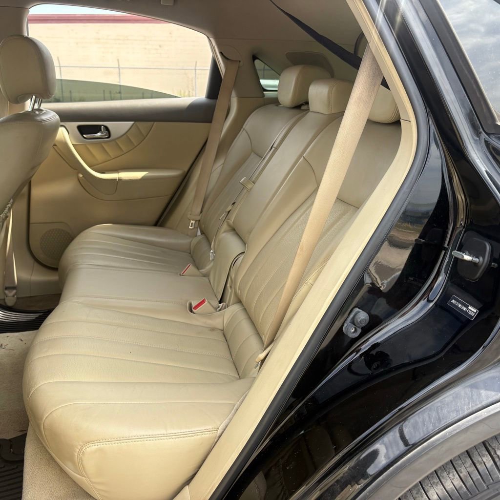Used 2017 INFINITI QX70 2WD image 10
