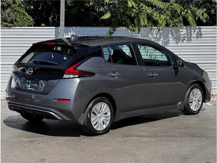 Used 2025 Nissan Leaf S FWD image 12
