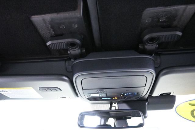 Used 2025 Ford Bronco Outer Banks w/ Sasquatch Package AWD/4WD image 12