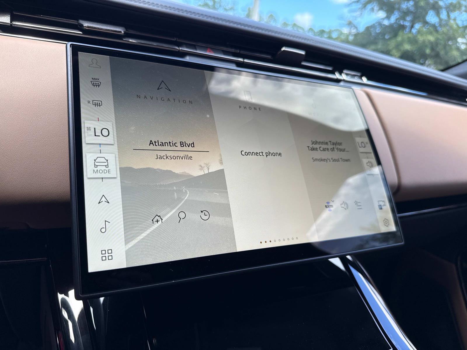 New 2025 Land Rover Range Rover Sport SV Edition Two image 21