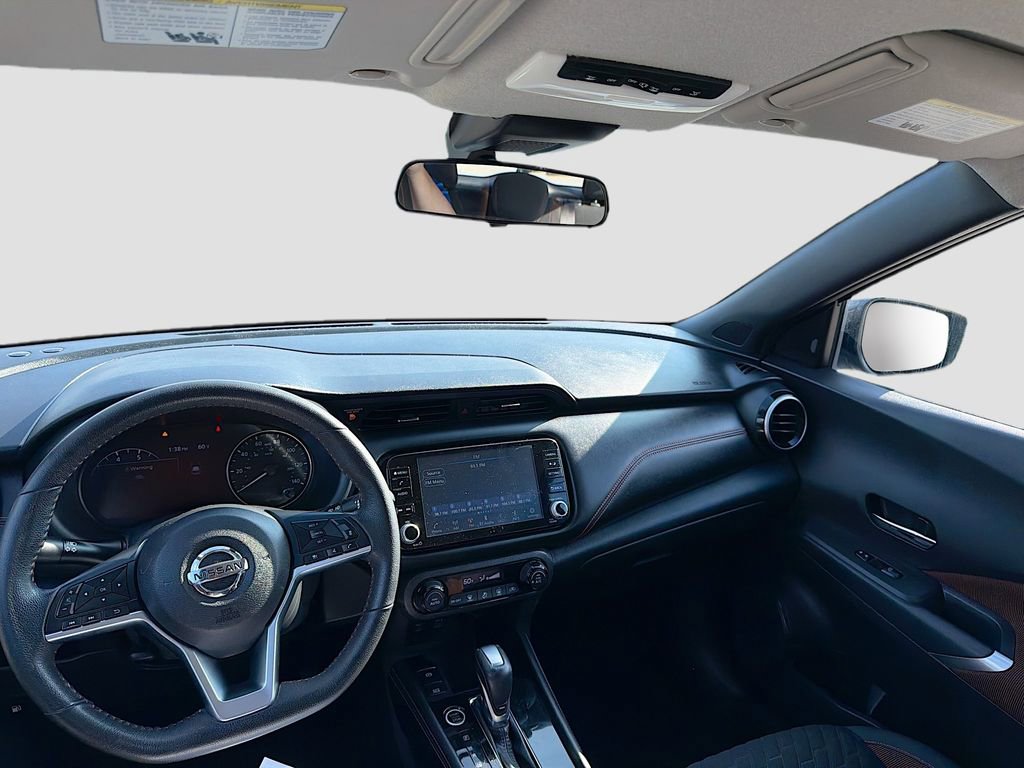 Used 2021 Nissan Kicks SR w/ Exterior Package image 23