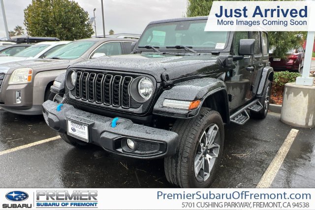 Used 2024 Jeep Wrangler Unlimited AWD/4WD image 1