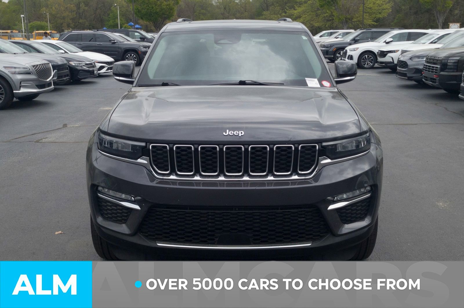 Used 2023 Jeep Grand Cherokee 4WD 4xe image 3