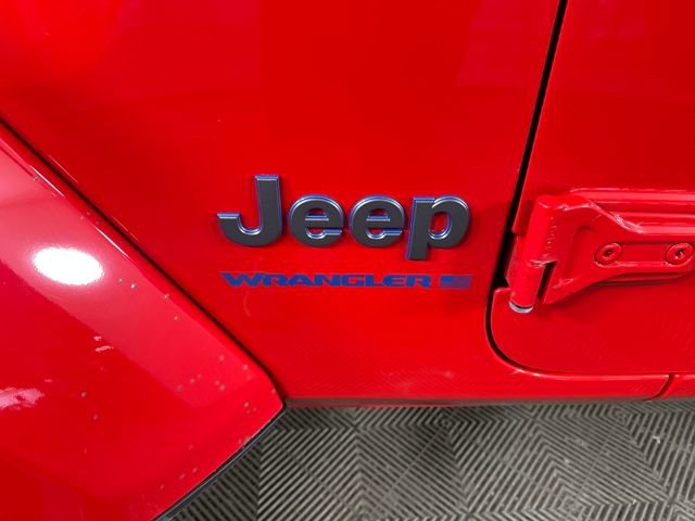Used 2024 Jeep Wrangler Unlimited w/ Convenience Group image 10