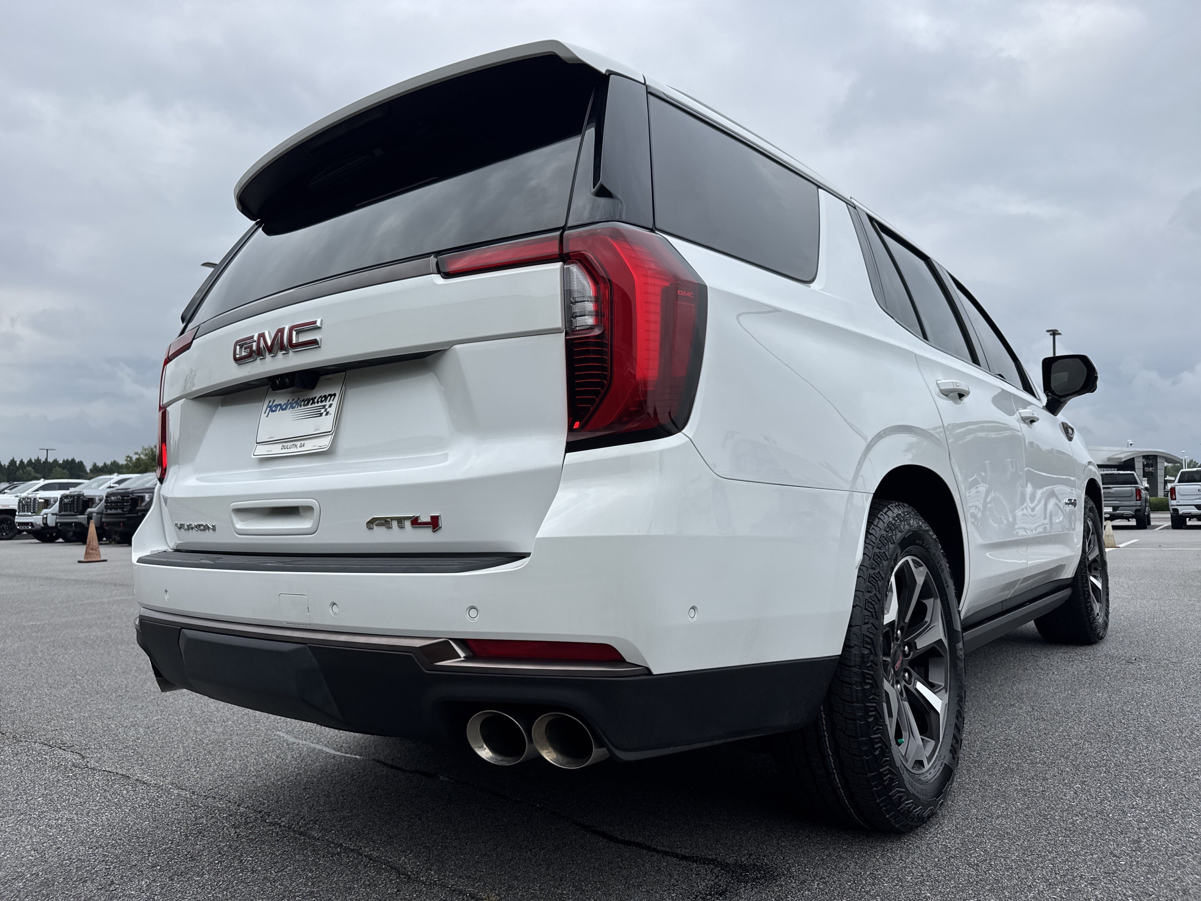 Used 2025 GMC Yukon AT4 Ultimate AWD/4WD image 10