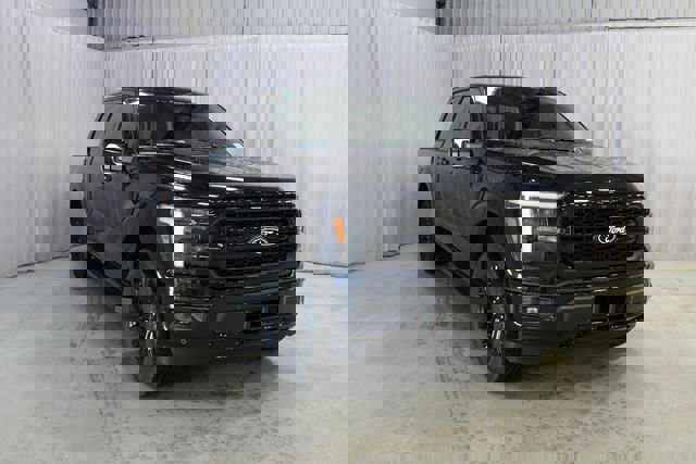 New 2026 Ford F150 Lariat w/ Equipment Group 502A High image 38