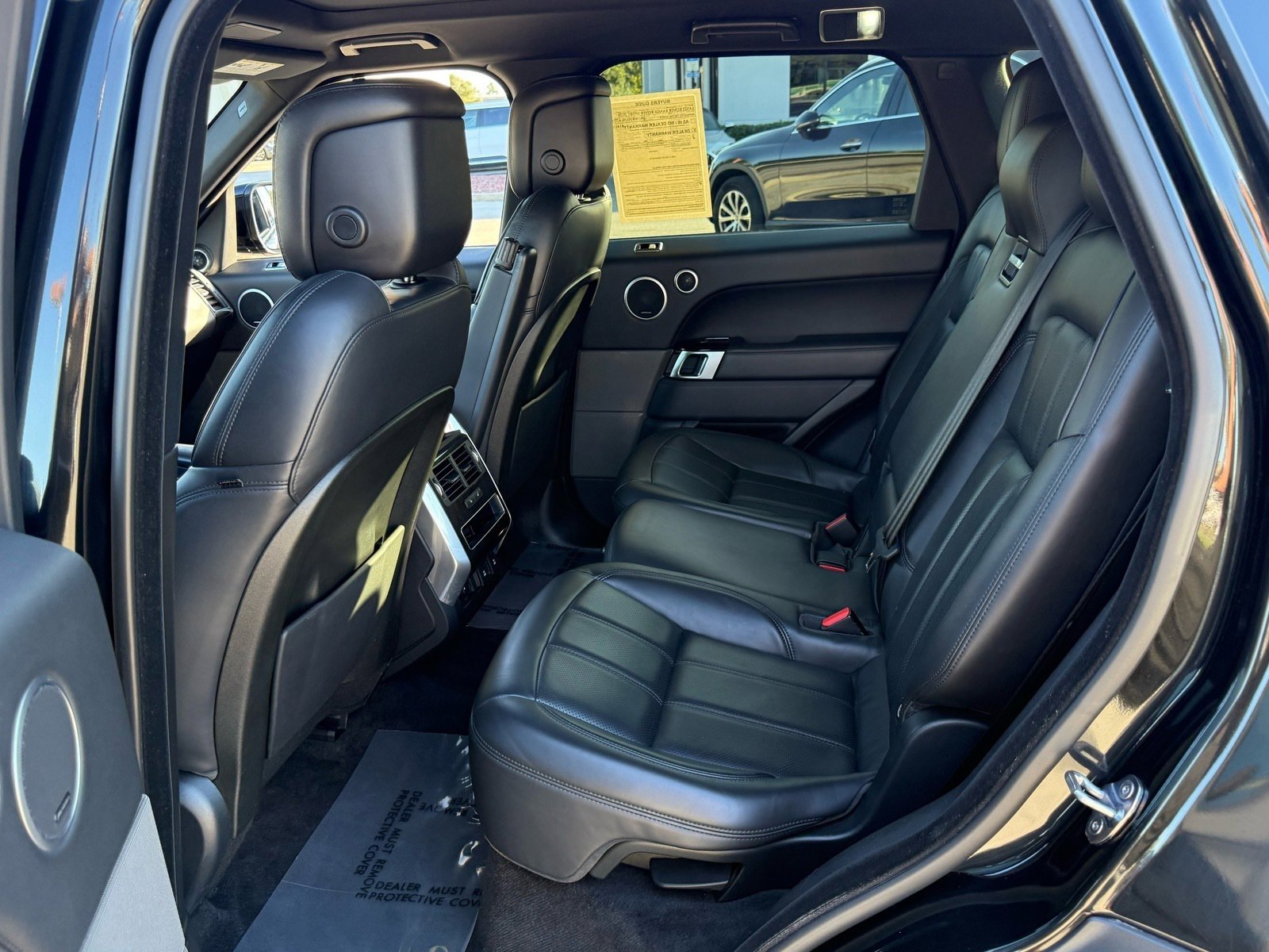 Used 2020 Land Rover Range Rover Sport HSE image 12