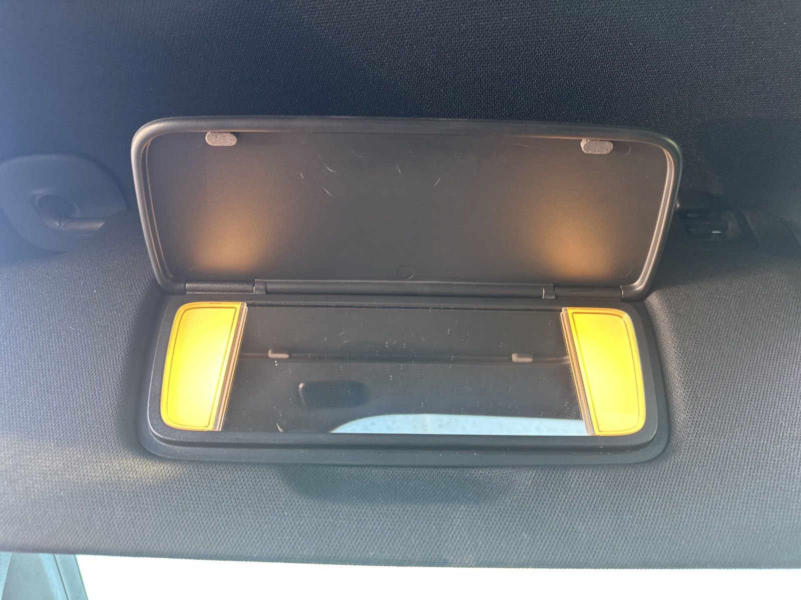 Used 2020 GMC Sierra 1500 AT4 w/ AT4 Premium Package image 26