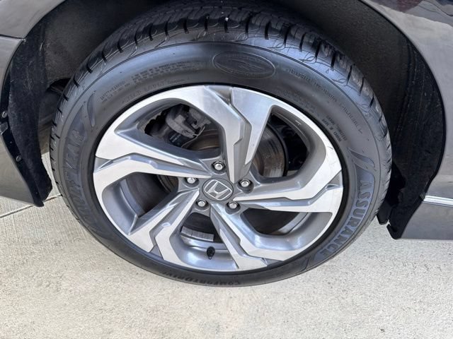 Used 2019 Honda Accord EX image 32