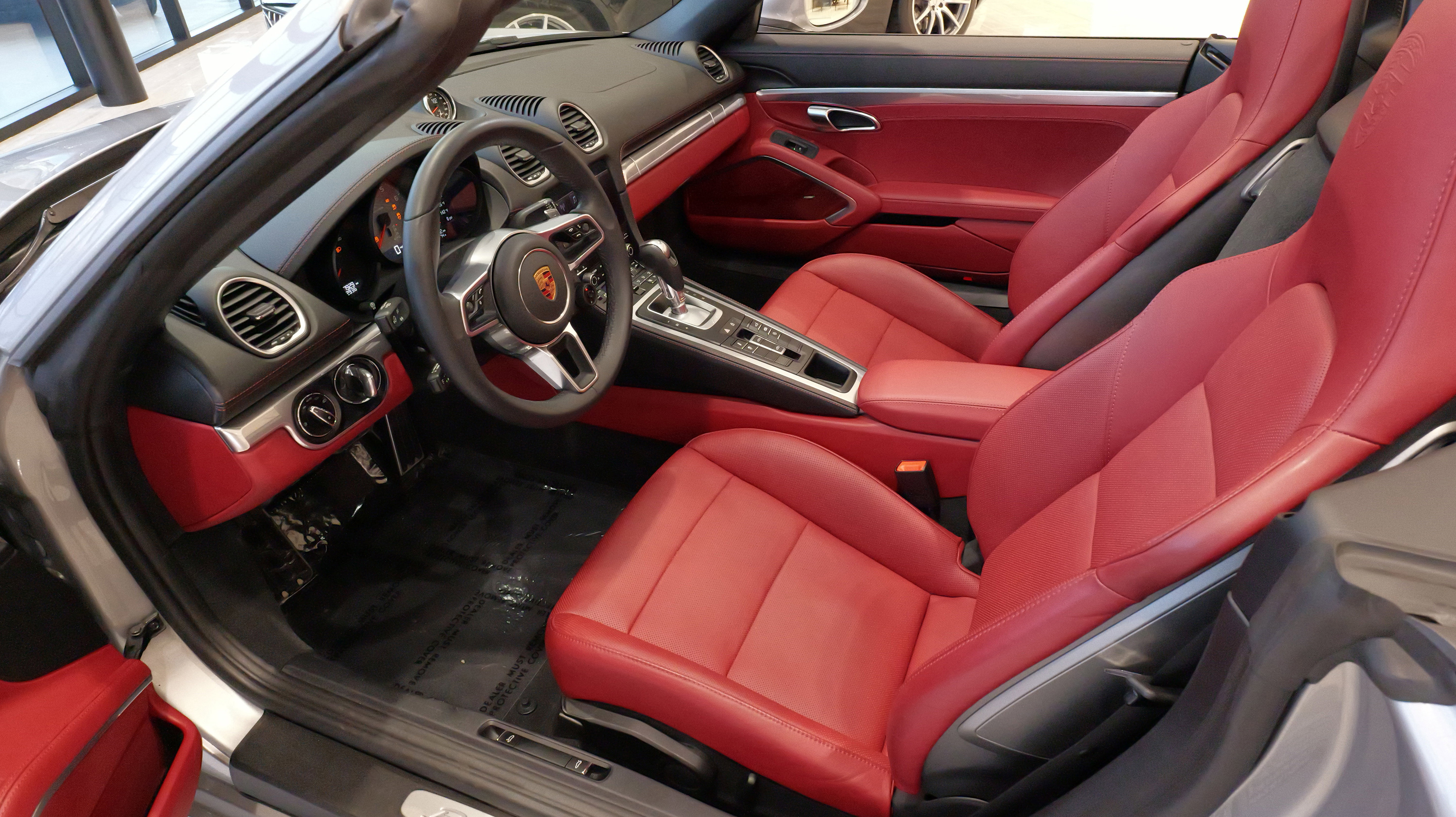 Used 2024 Porsche 718 Boxster S image 29