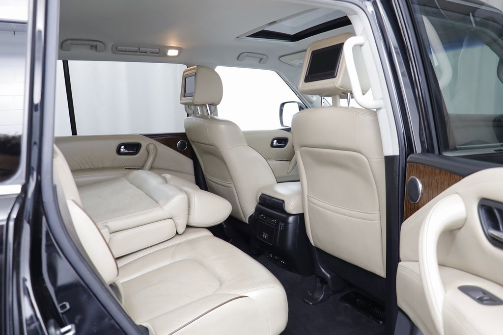 Used 2017 Nissan Armada Platinum w/ Interior Lighting Package image 20