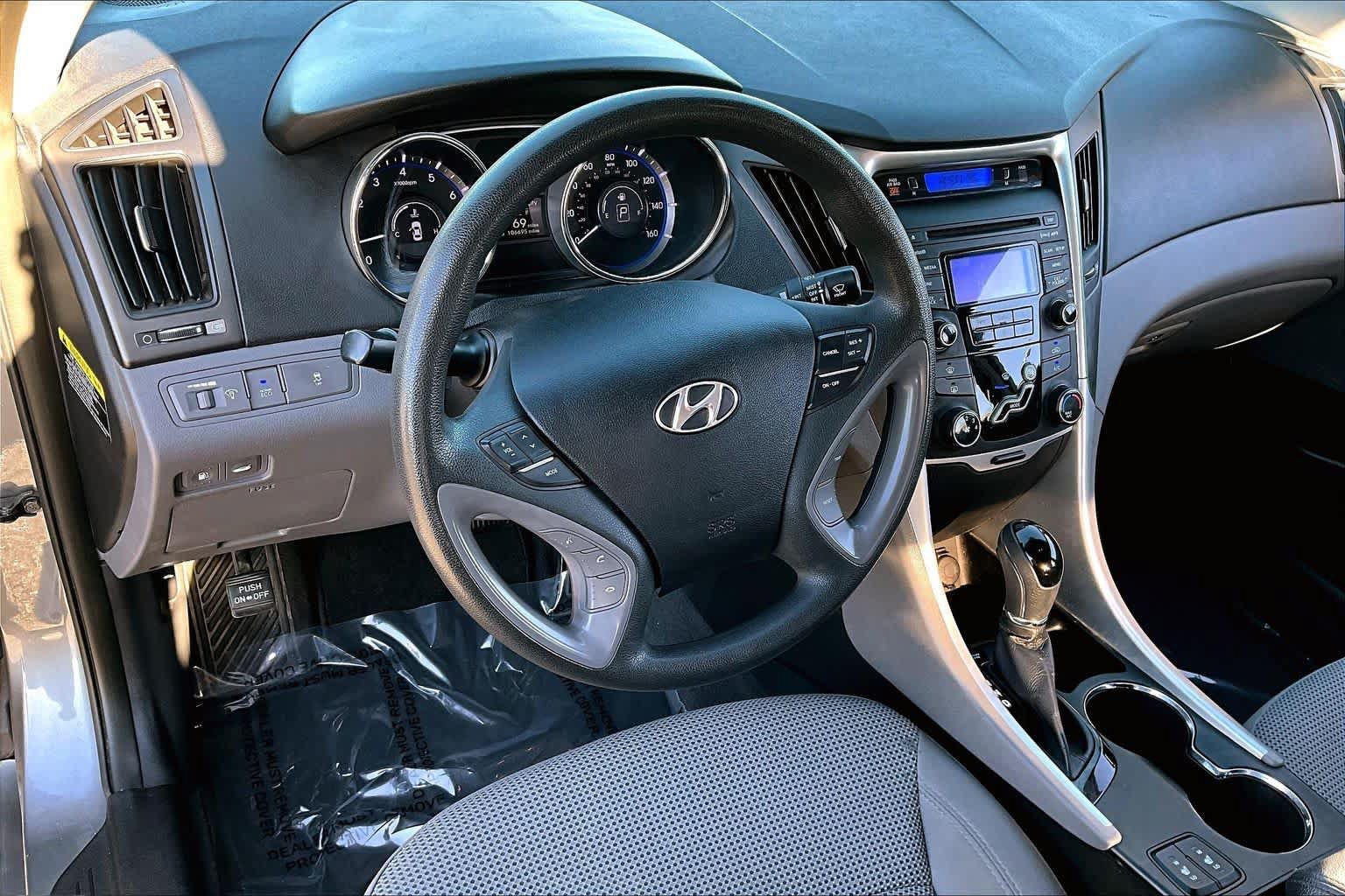 Used 2013 Hyundai Sonata GLS w/ Popular Equipment Pkg FWD image 17