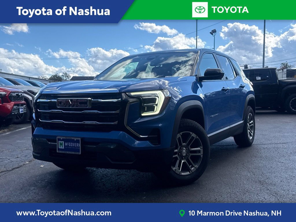 Used 2025 GMC Terrain Elevation