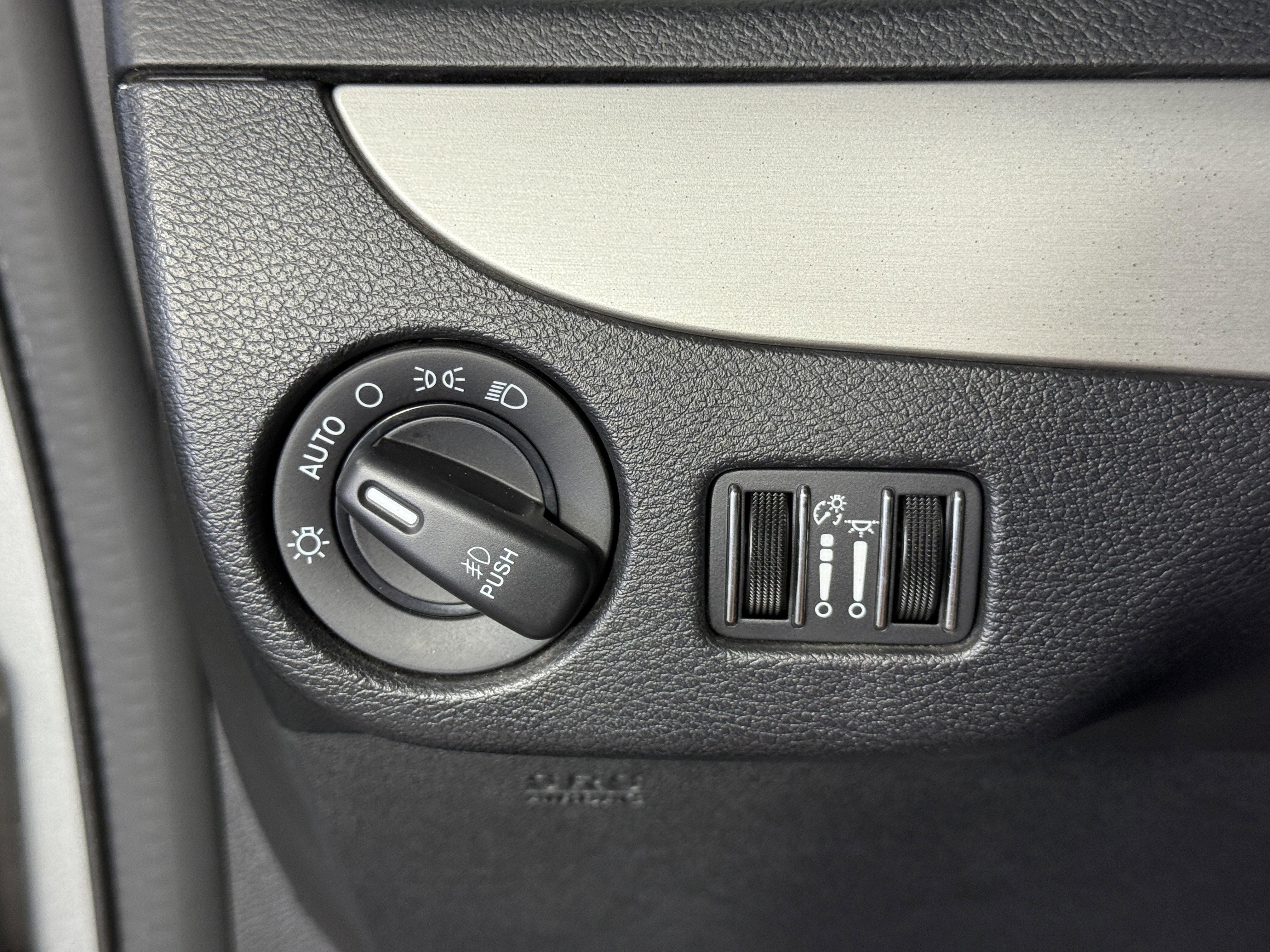 Used 2020 Dodge Grand Caravan GT image 23