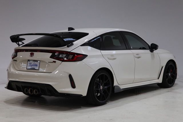 Used 2025 Honda Civic Type R image 7