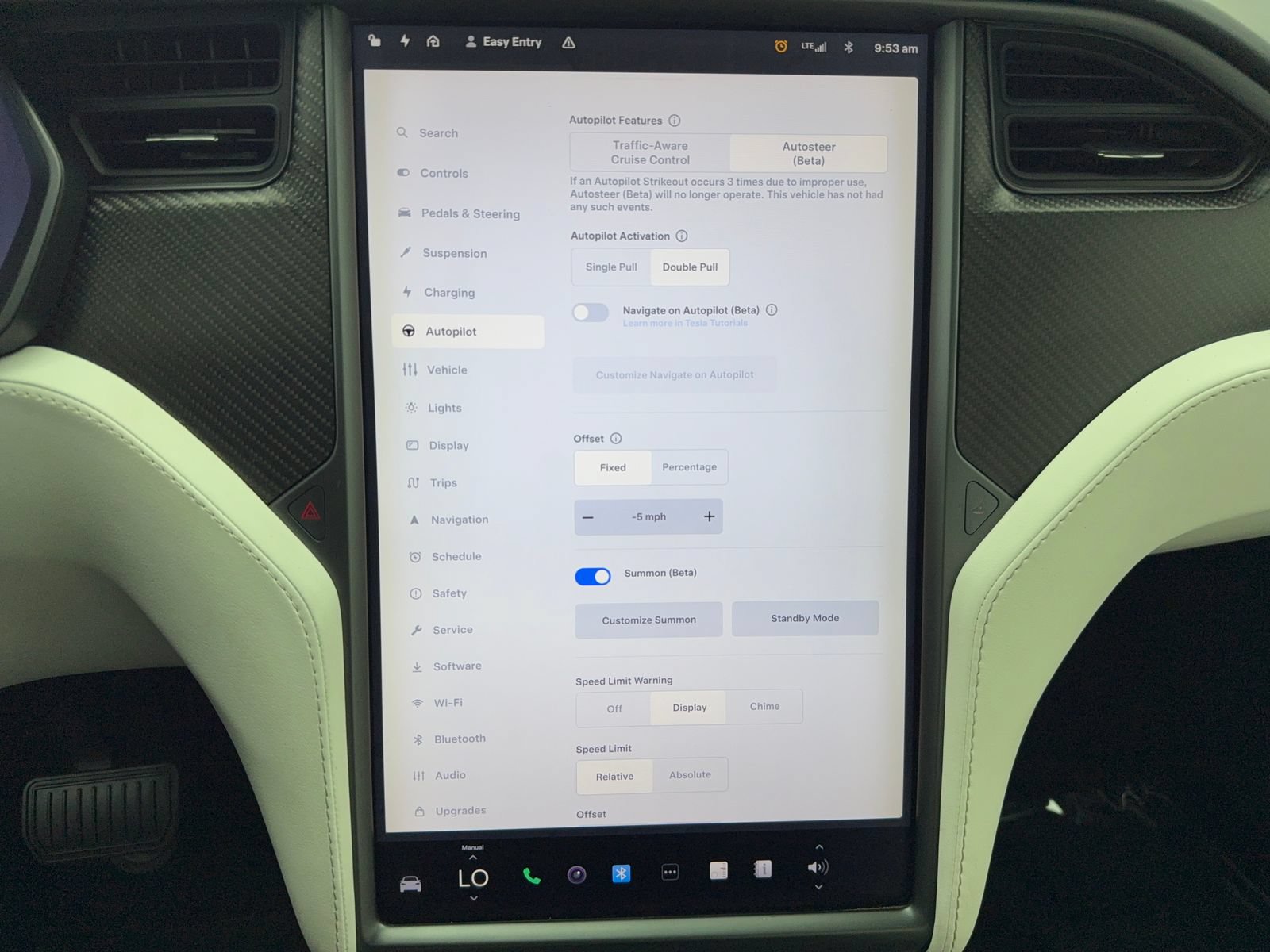 Used 2018 Tesla Model X 75D AWD/4WD image 33